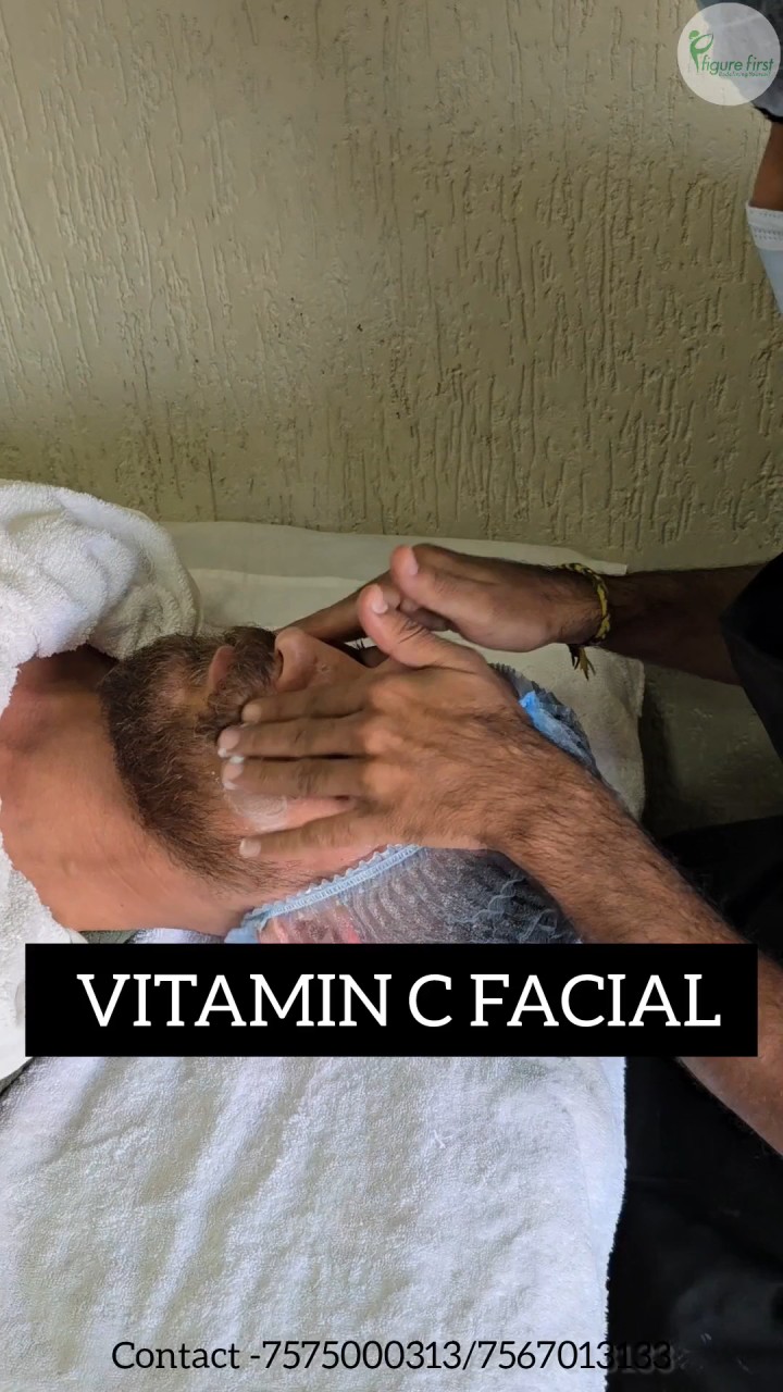 Professional Vitamin C Radiance & Brightening Facial